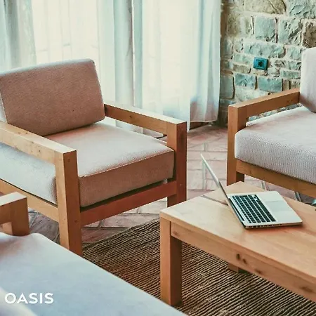 Kshira Oasis - Boutique Beachfront & Restaurant 체파로