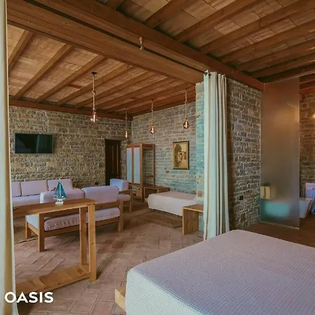 Kshira Oasis - Boutique Beachfront & Restaurant 호텔 체파로