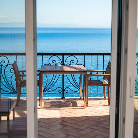 Kshira Oasis - Boutique Beachfront & Restaurant