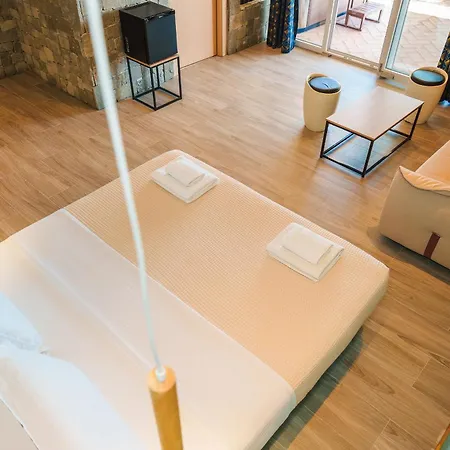 Hotel Kshira Oasis - Boutique Beachfront & Restaurant