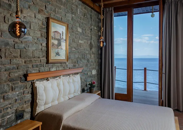 Kshira Oasis - Boutique Beachfront & Restaurant Кепаро